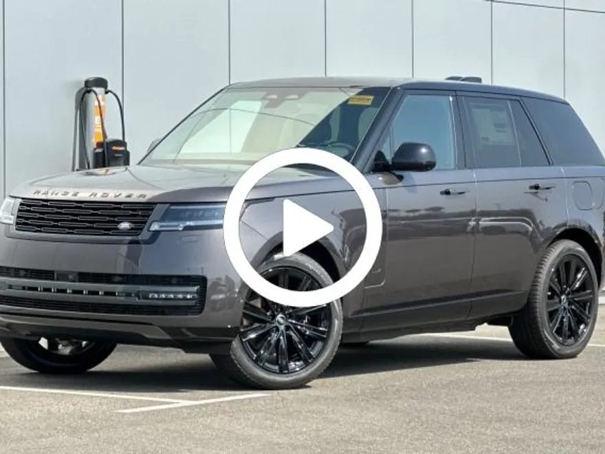 2025 Land Rover Range Rover SE photo 1