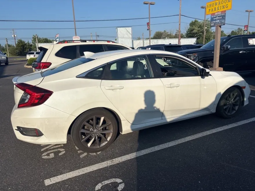 2020 Honda Civic EX photo 1
