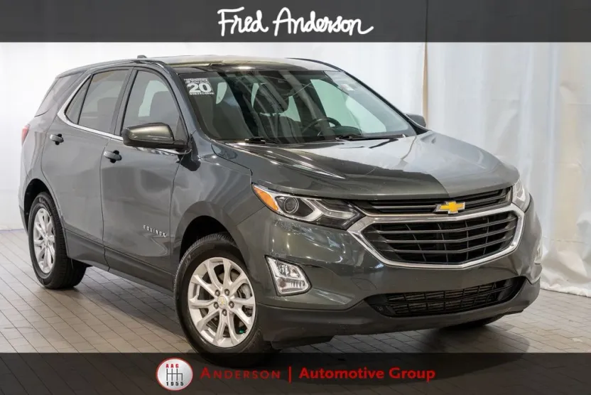 2020 Chevrolet Equinox LT photo 1