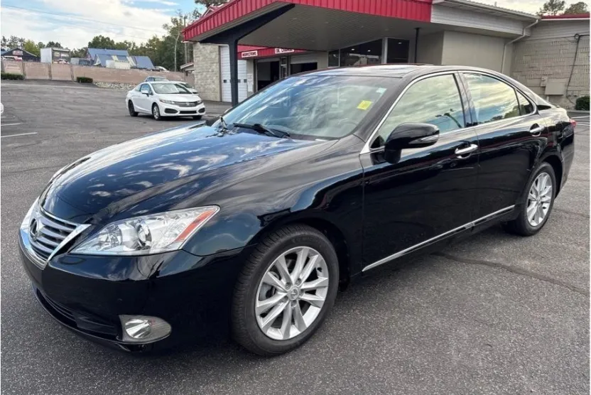 2011 Lexus ES 350 photo 1