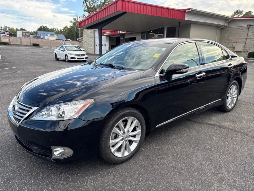 2011 Lexus ES 350 photo 1