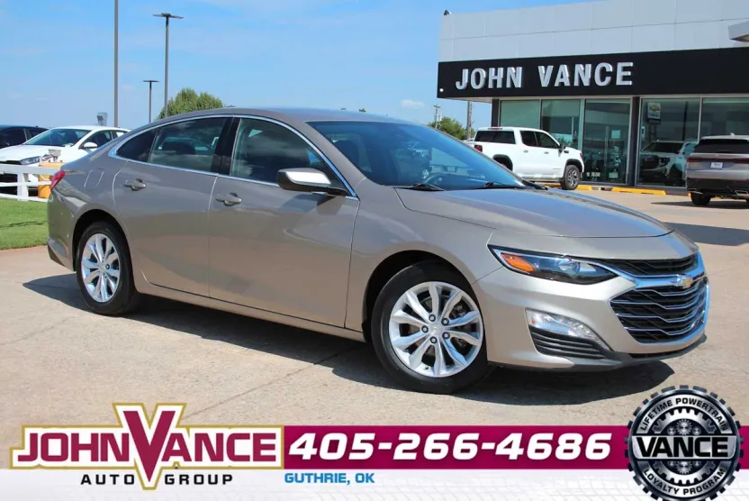 2023 Chevrolet Malibu 1LT photo 1