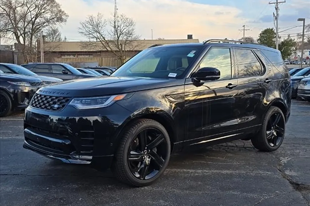 2025 Land Rover Discovery SE photo 1