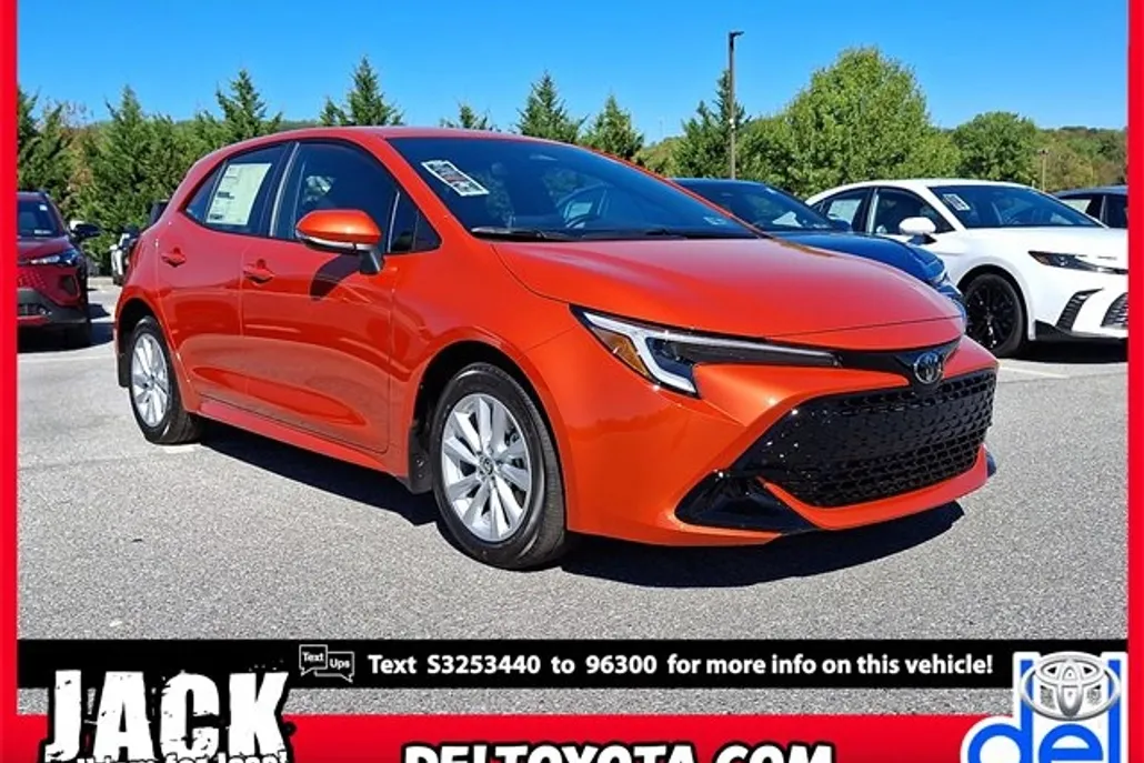 2025 Toyota Corolla SE photo 1