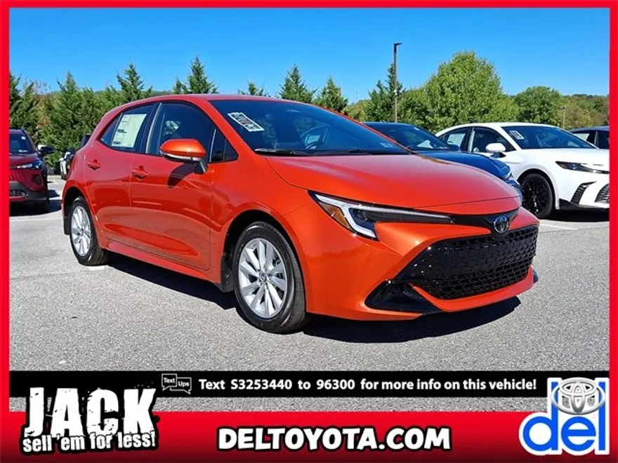 2025 Toyota Corolla SE photo 1