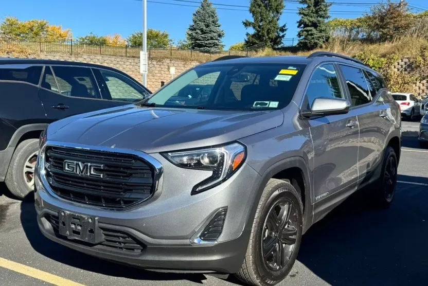 2021 Gmc Terrain SLE photo 1