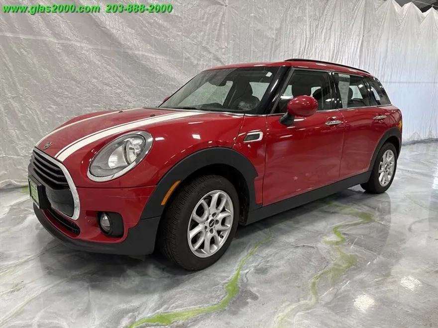 2019 Mini Clubman Base ALL4 photo 1