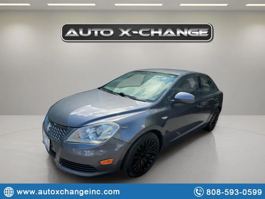 2012 Suzuki Kizashi photo 1