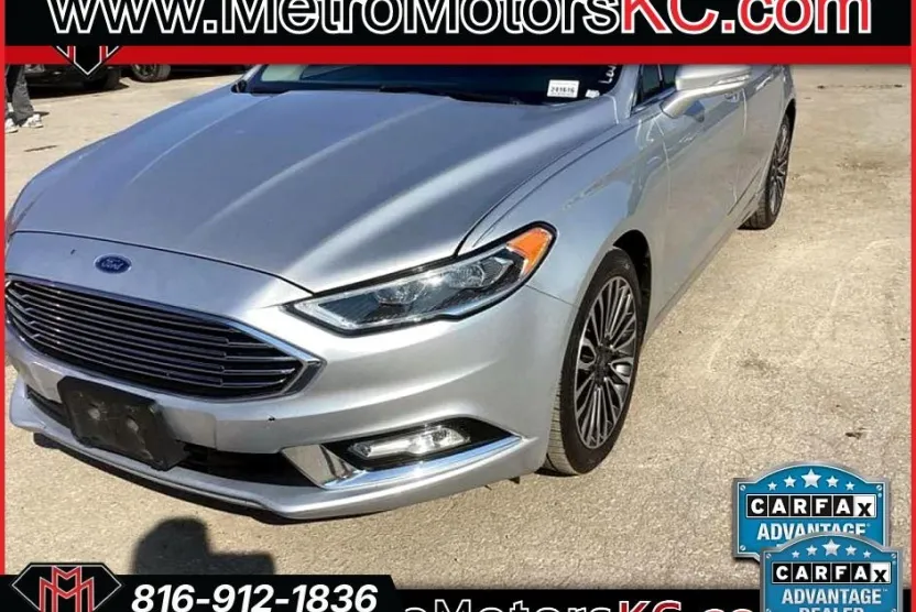 2017 Ford Fusion SE photo 1