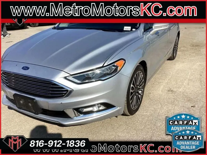 2017 Ford Fusion SE photo 1