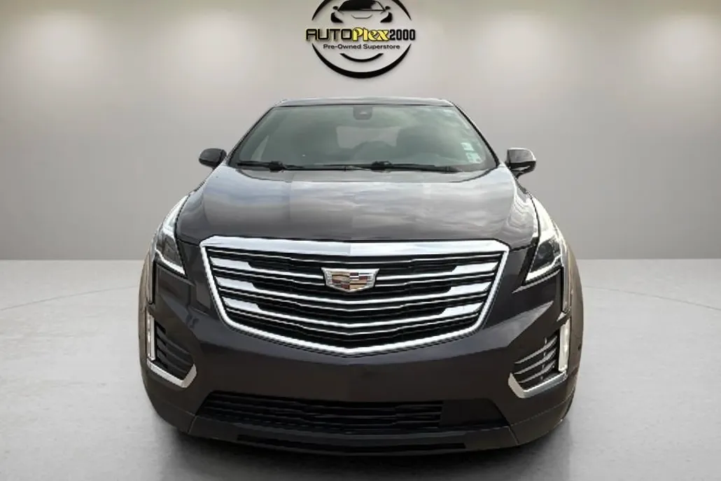 2017 Cadillac XT5 Premium Luxury photo 1