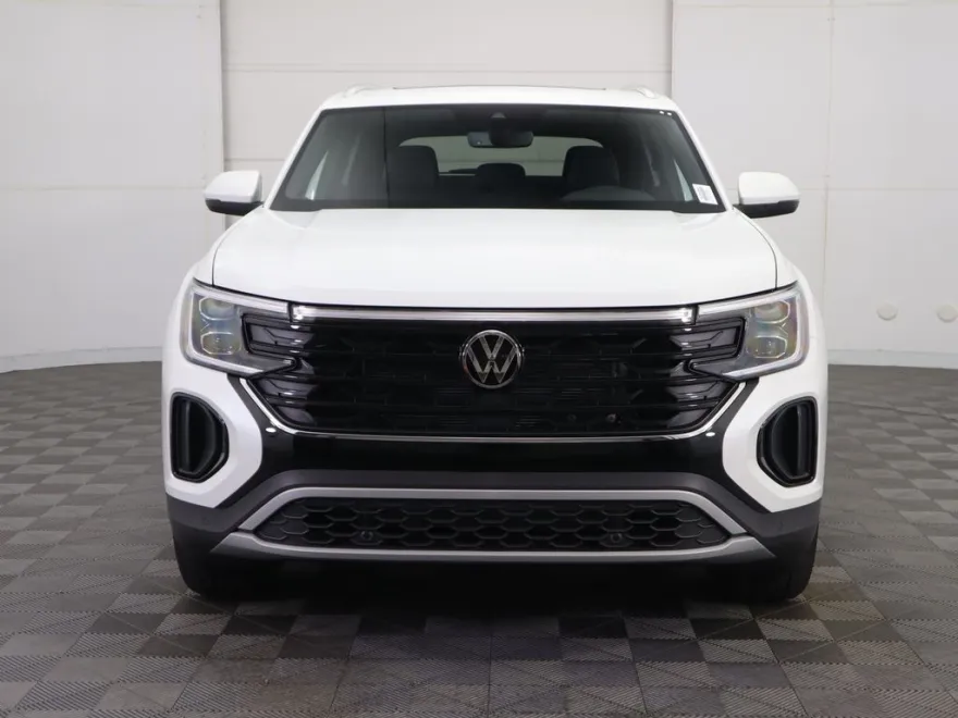 2026 Volkswagen Atlas Cross Sport SE Technology photo 1