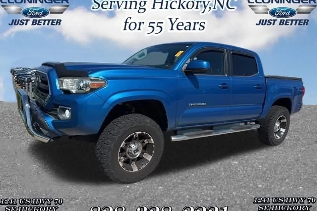 2016 Toyota Tacoma SR5 photo 1