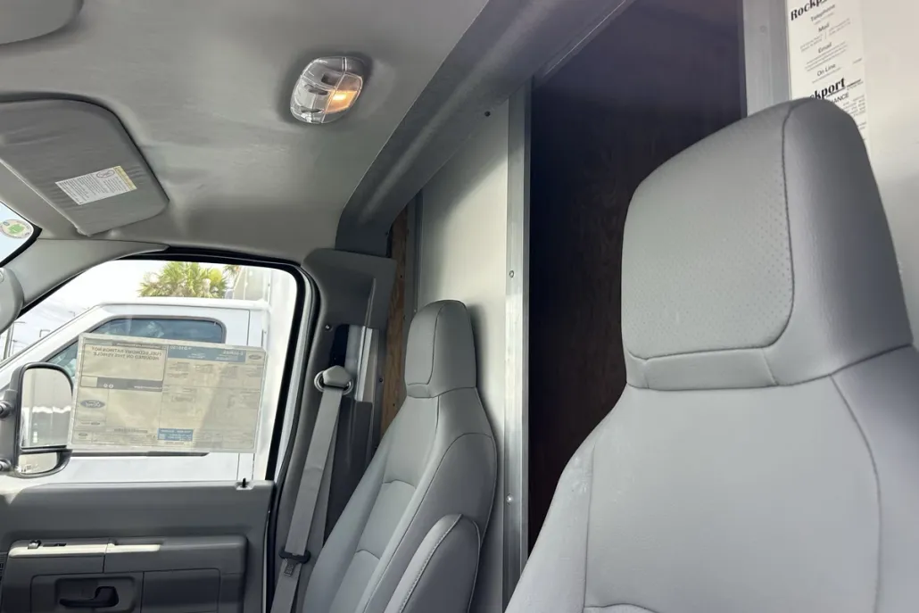 2026 Ford E-350 Base photo 1