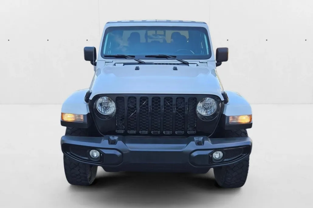 2021 Jeep Gladiator Willys photo 1
