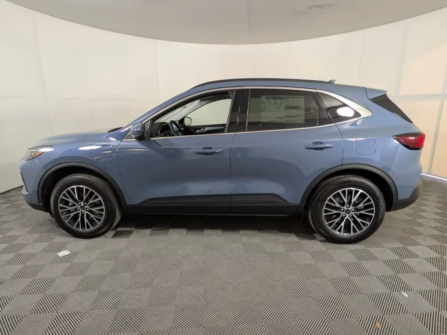 2025 Ford Escape Plug-In Hybrid Base photo 1
