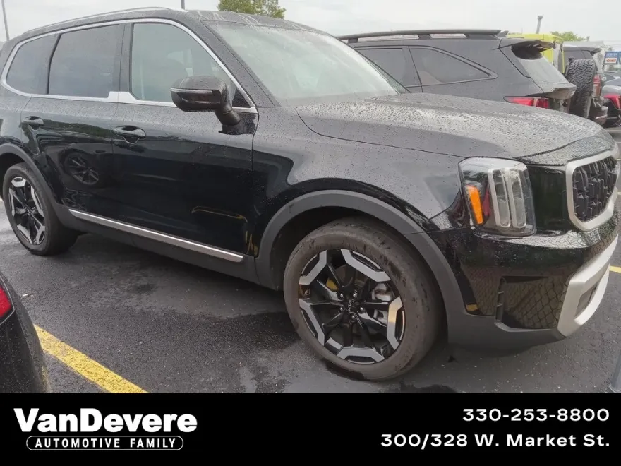 2023 Kia Telluride EX photo 1