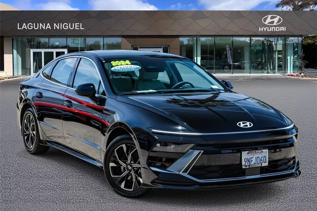 2024 Hyundai Sonata SEL photo 1