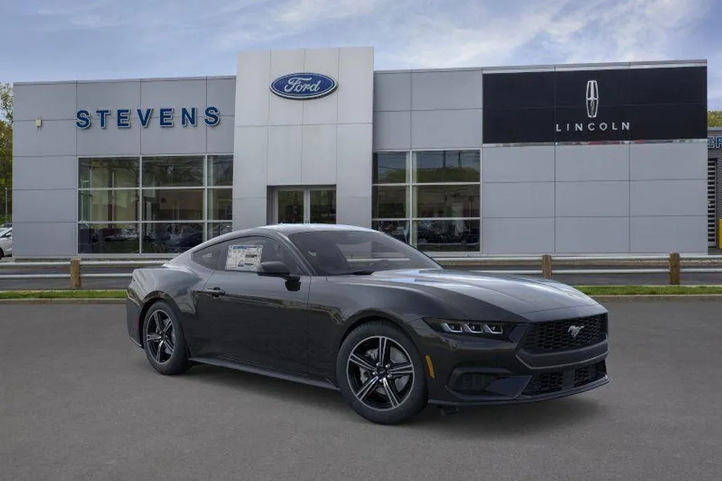 2025 Ford Mustang EcoBoost Premium photo 1