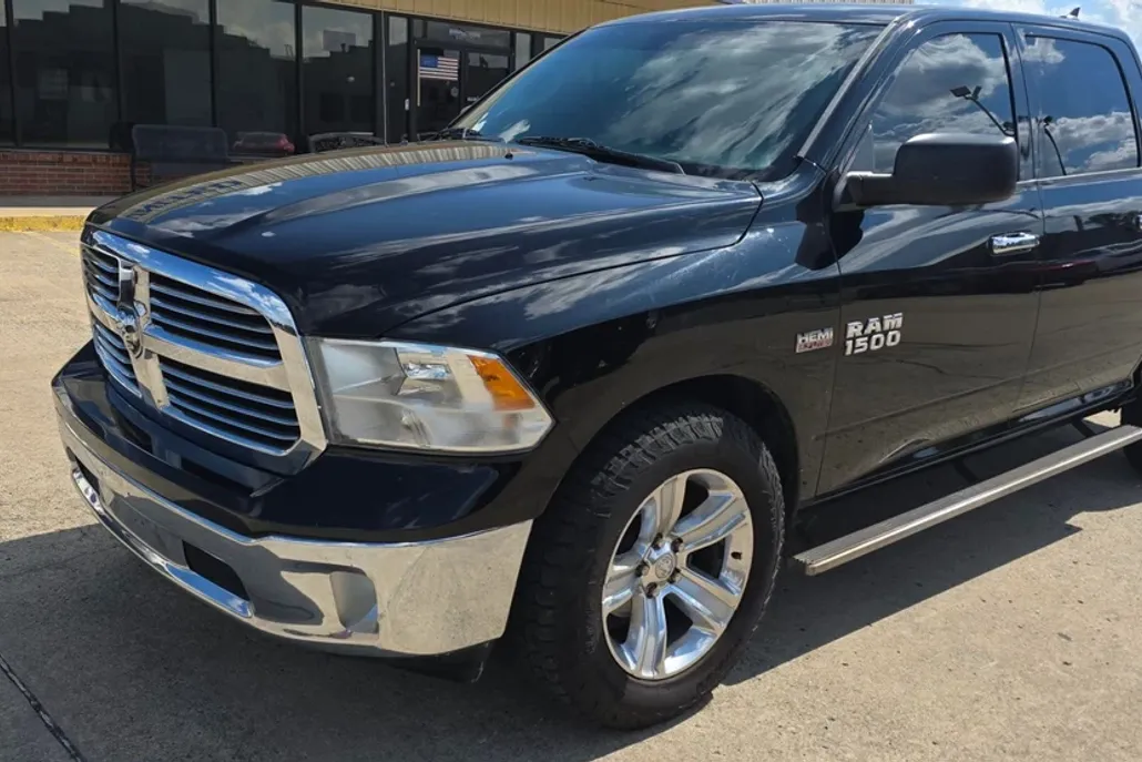 2014 Ram 1500 Big Horn photo 1