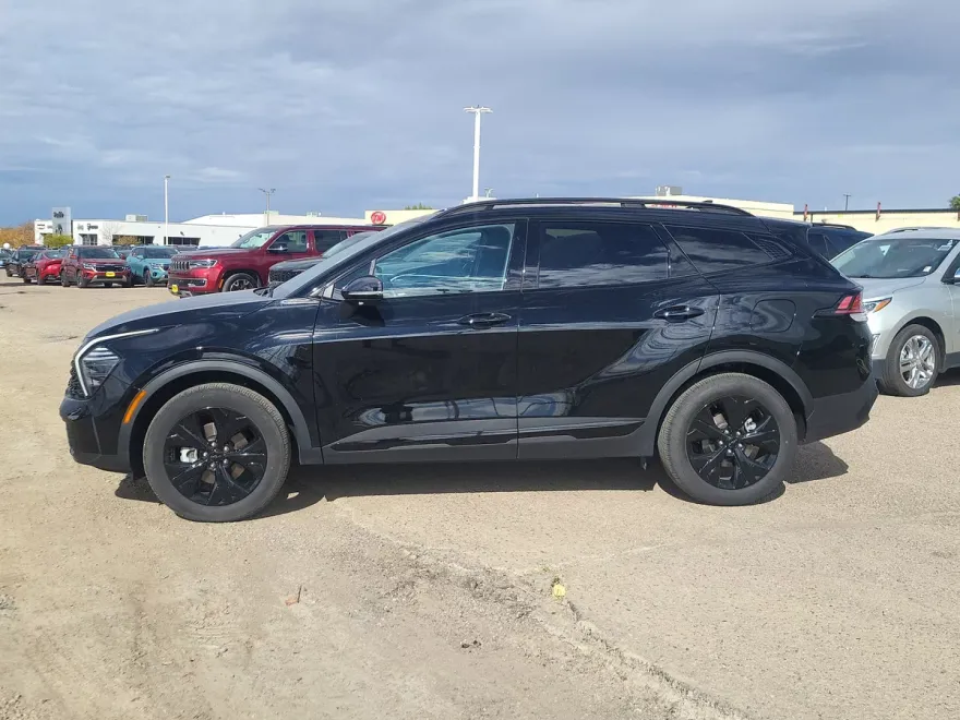 2025 Kia Sportage X-Line photo 1