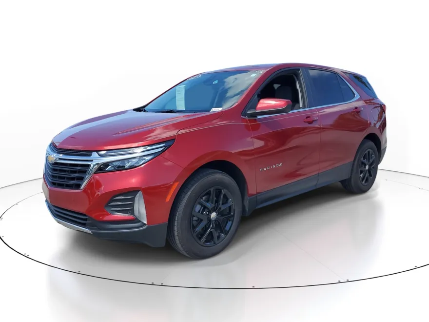 2022 Chevrolet Equinox LT photo 1