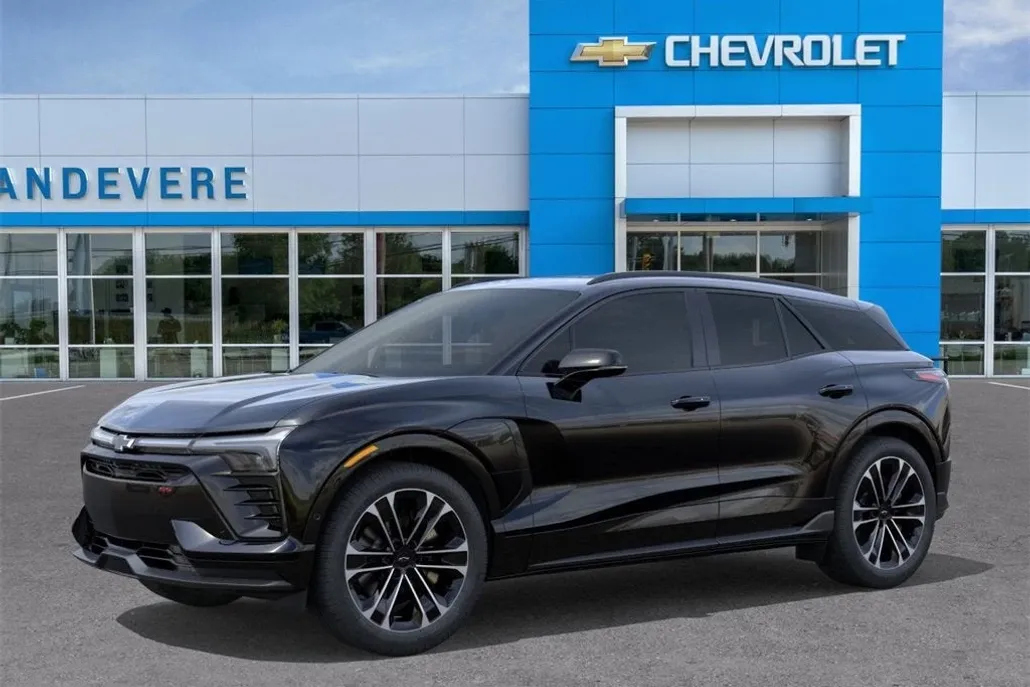 2025 Chevrolet Blazer EV photo 1