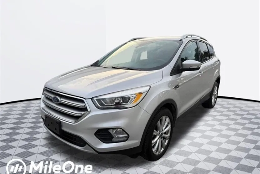 2017 Ford Escape Titanium photo 1