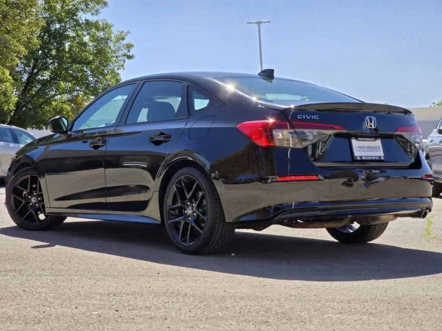 2023 Honda Civic Sport photo 1