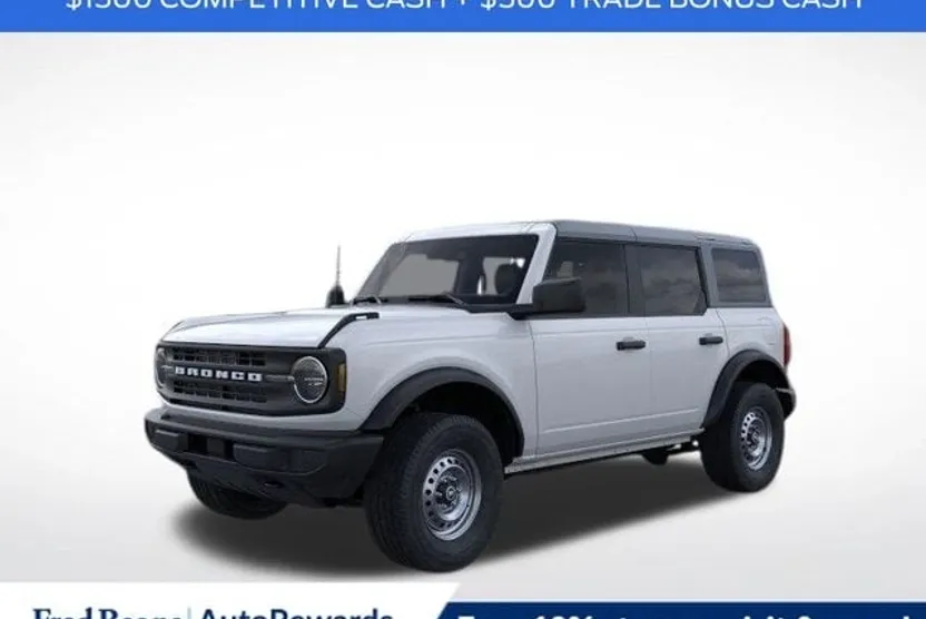 2025 Ford Bronco Base photo 1