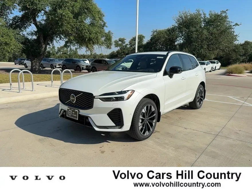 2026 Volvo XC60 B5 Plus photo 1