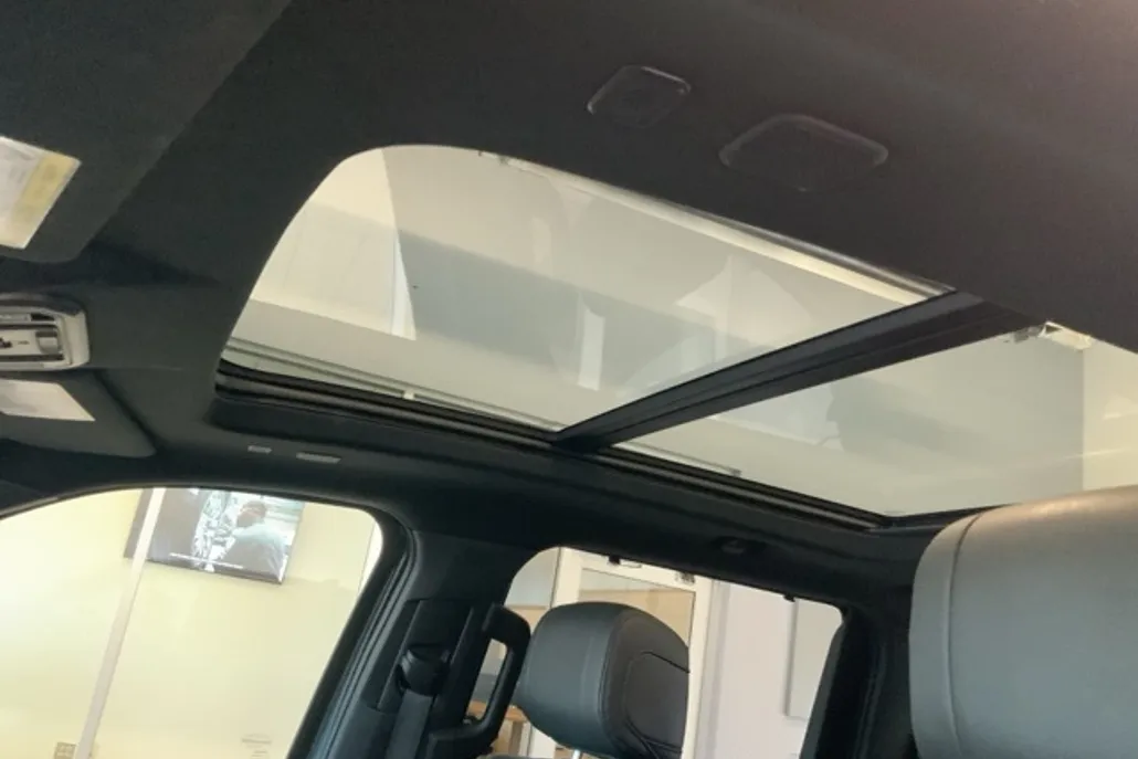 2023 Toyota Tundra Platinum photo 1