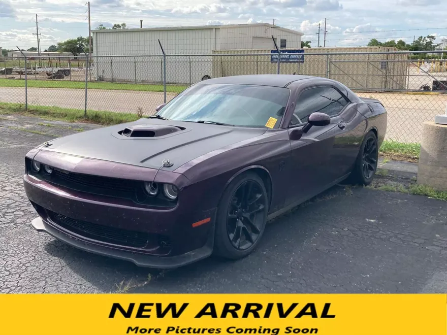 2020 Dodge Challenger R/T photo 1