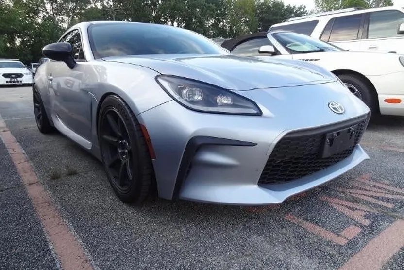 2023 Toyota GR86 Base photo 1