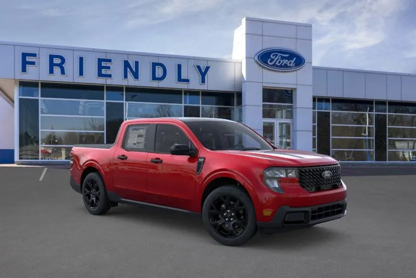 2025 Ford Maverick XLT photo 1