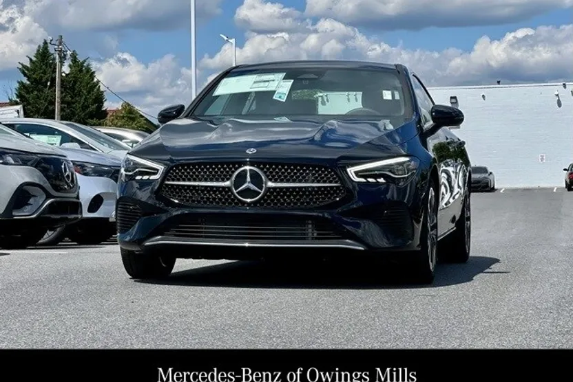 2025 Mercedes Benz CLA 250 4MATIC photo 1