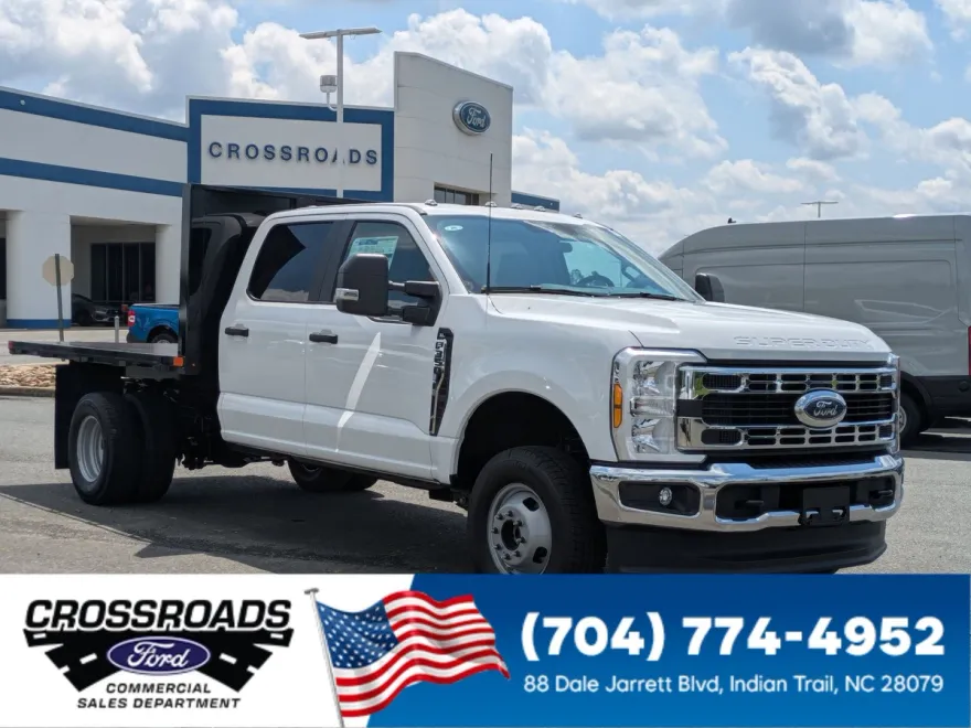 2025 Ford F-550 XL photo 1