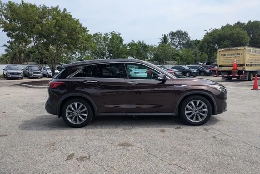 2020 Infiniti QX50 Luxe photo 1
