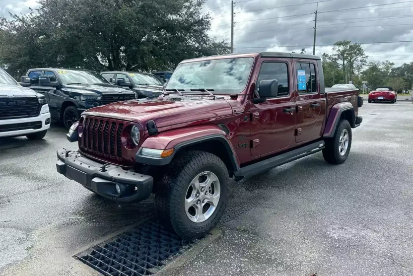 2021 Jeep Gladiator Sport photo 1