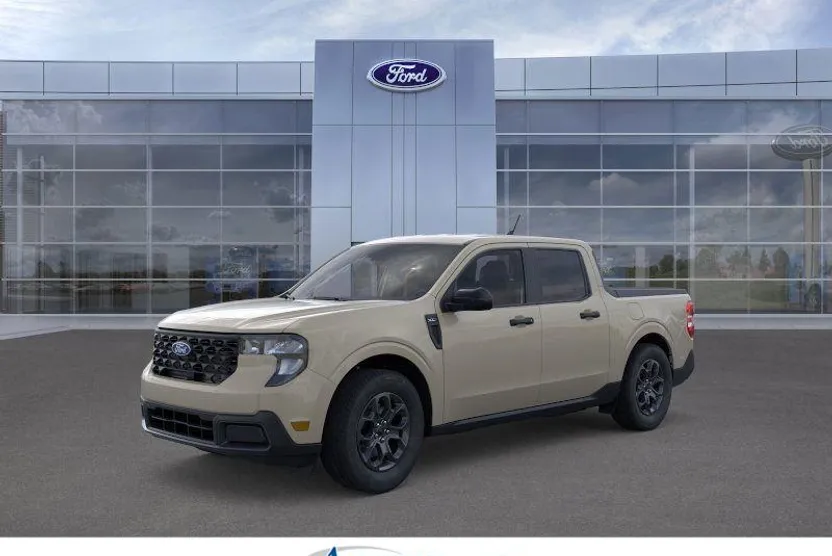 2025 Ford Maverick XLT photo 1