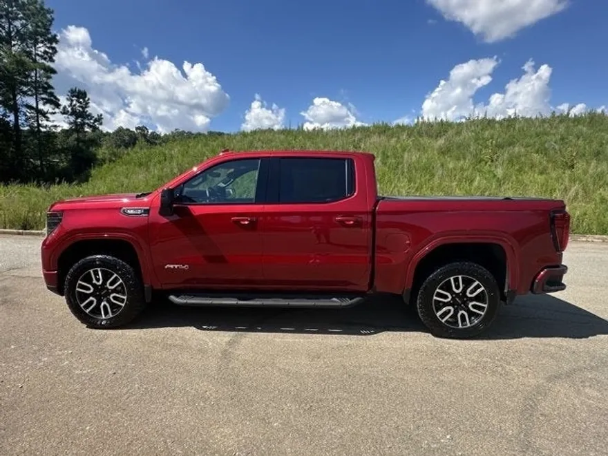 2024 Gmc Sierra 1500 AT4 photo 1