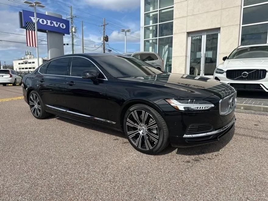 2025 Volvo S90 T8 photo 1