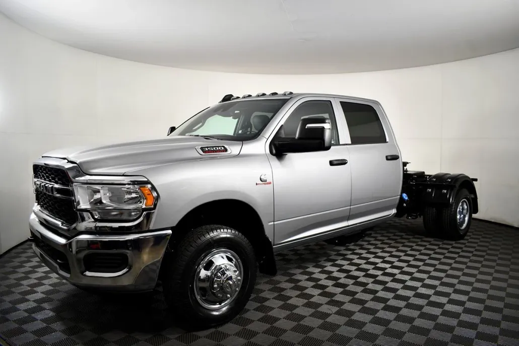 2023 Ram 3500 Tradesman photo 1