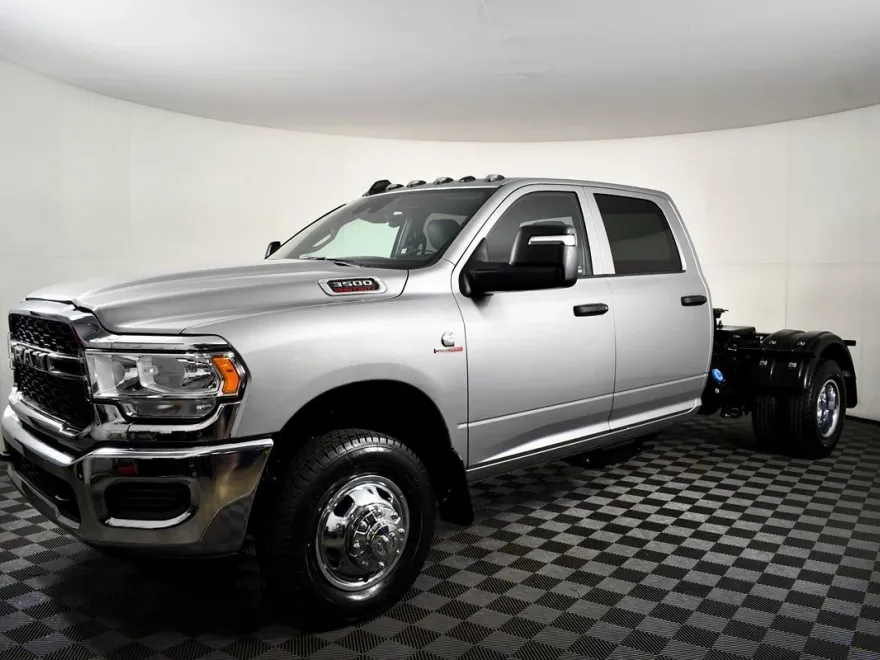 2023 Ram 3500 Tradesman photo 1