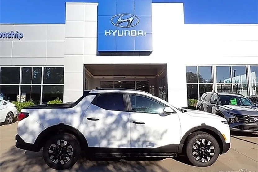 2026 Hyundai Santa Cruz SEL photo 1