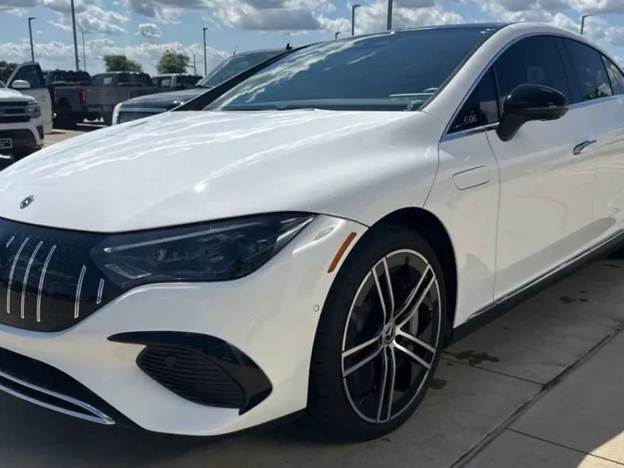 2024 Mercedes Benz 350 4MATIC photo 1