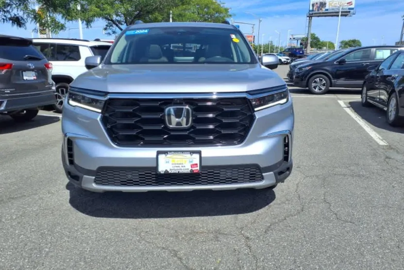 2024 Honda Pilot Elite photo 1