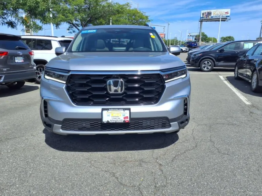 2024 Honda Pilot Elite photo 1