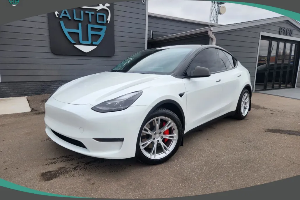 2021 Tesla Model Y Performance photo 1