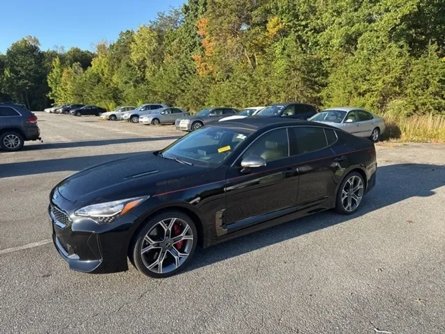 2020 Kia Stinger GT2 photo 1